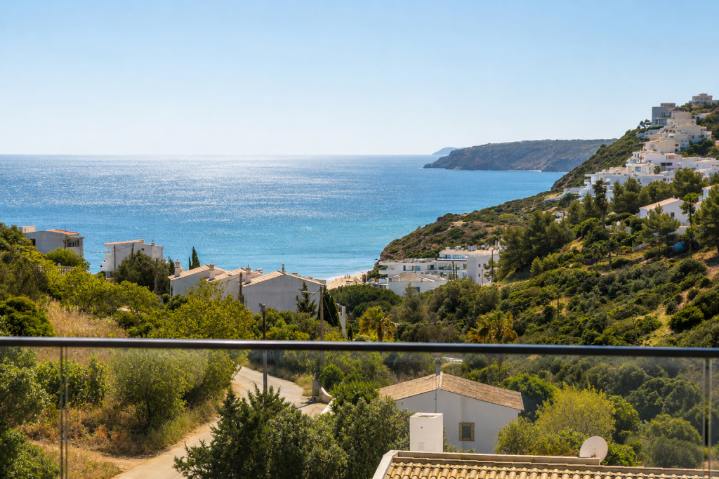 Praia Dourada view