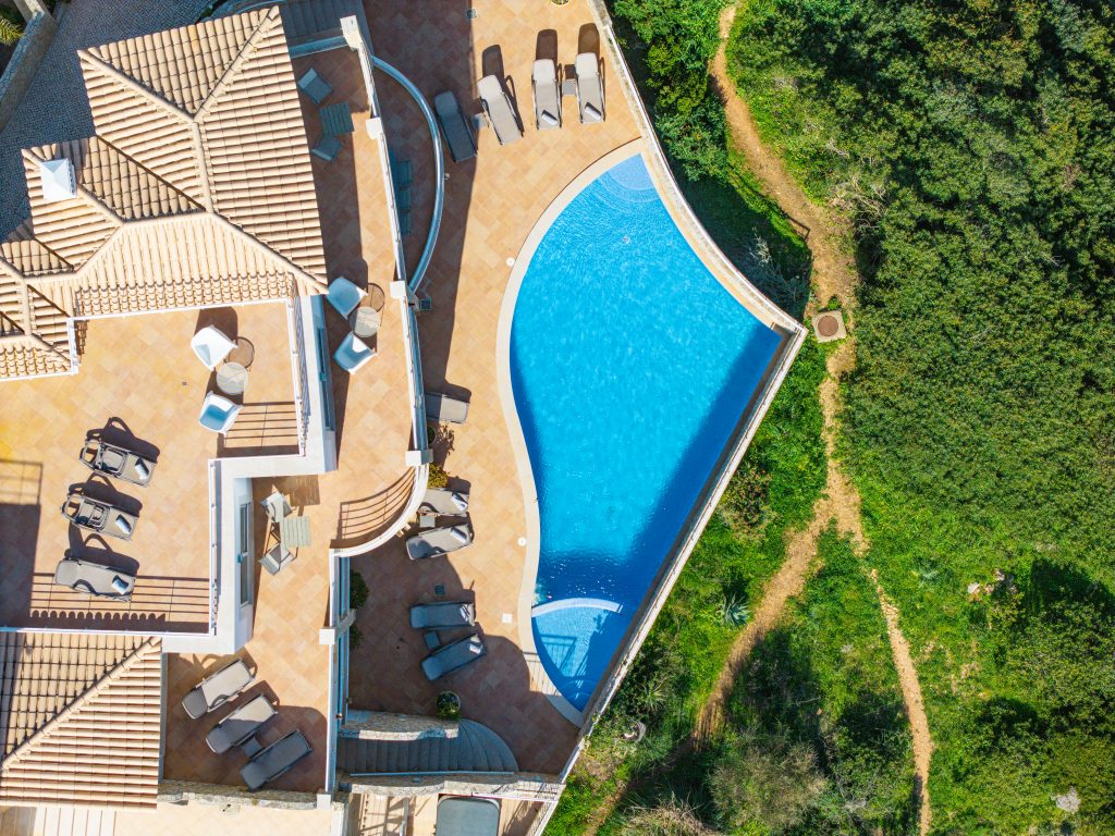 Casa das Estevas - Beachfront Algarve villa